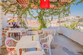 Saray Otel