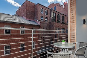 The Docklands Luxury Apartments