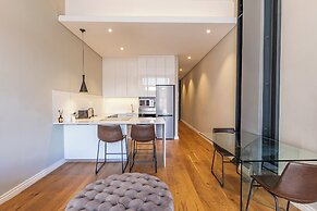 The Docklands Luxury Apartments