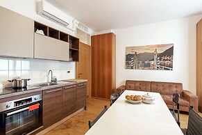 JOIVY Apartments by the lake
