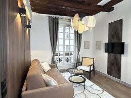 1544 Dauphine