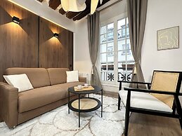 1544 Dauphine