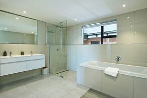 The Docklands 2 Bedroom Penthouse