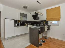 Apartment Hani 1