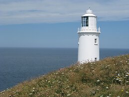 Porthcothan House