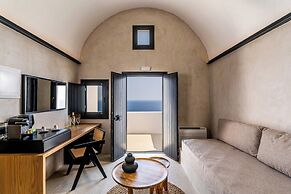 180 SUITES