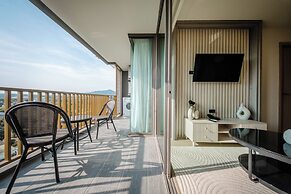 The Ozone Residences Bangtao