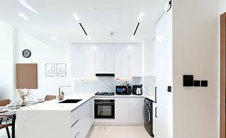 Bright & Modern1br Binghatti Amber JVC Dubai