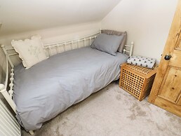 Steam View Cottage