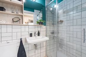 Student Only Plaza Castilla