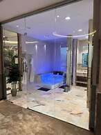 Ferbion hotel