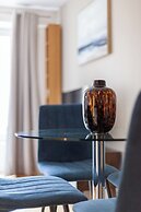 Trendy Flat in St Katharine