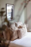 Trendy Flat in St Katharine
