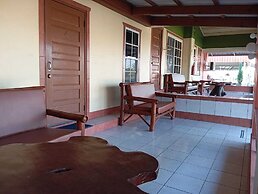 Hill Garden Boutique Resort.