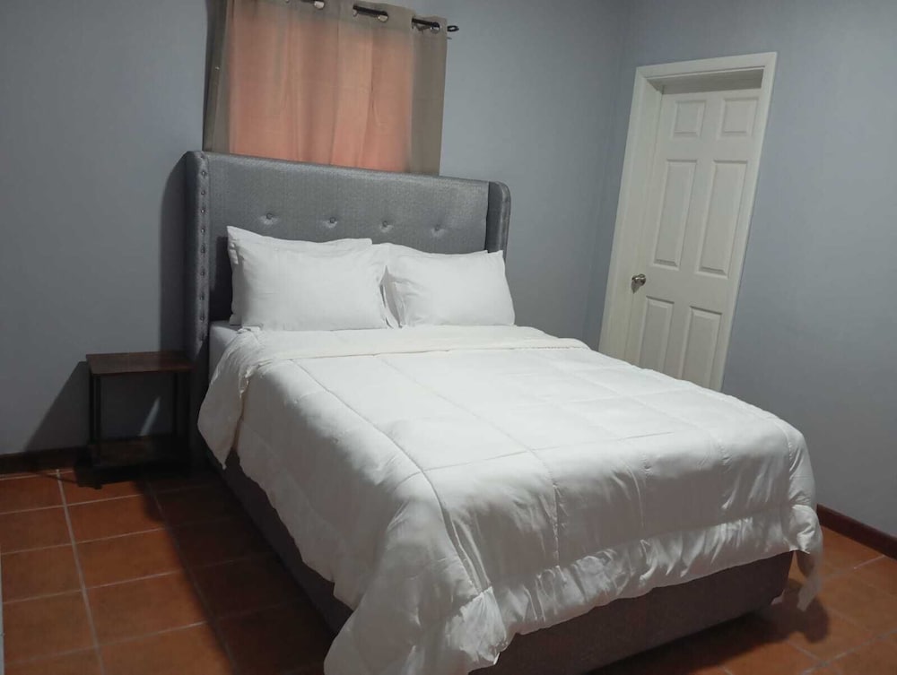 Hill Garden Boutique Resort.