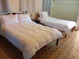 Hill Garden Boutique Resort.