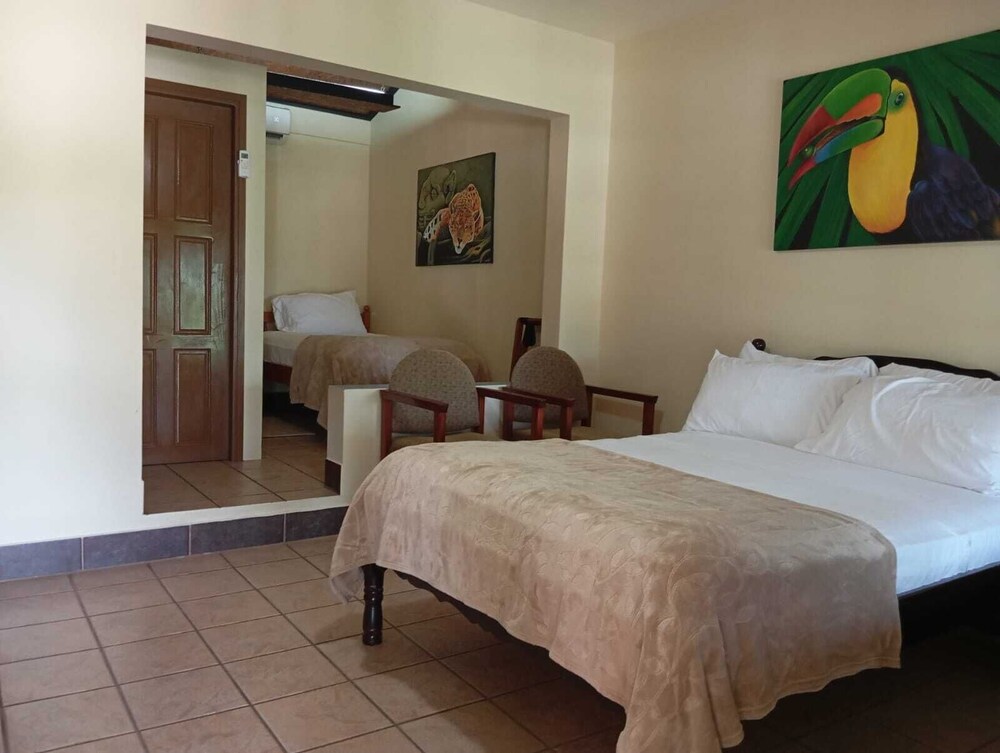 Hill Garden Boutique Resort.