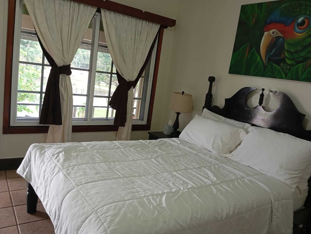 Hill Garden Boutique Resort.