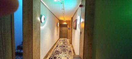 Hyatt Town 2