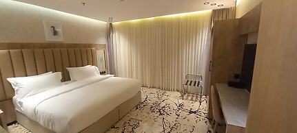 Hyatt Town 2