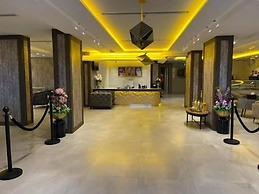 Hyatt Town 3