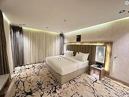 Hyatt Town 3