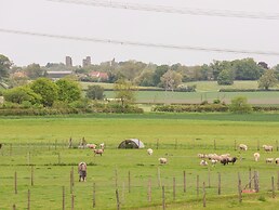 Lilling Green