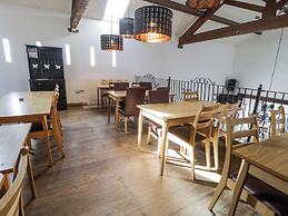 Manor House Gold 2 Bedroom