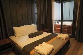 LIMONOTTO SUIT OTEL