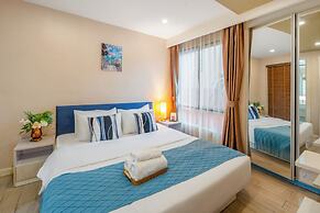 Seven Seas Condo Resort steps to  Beach