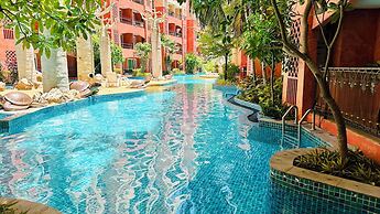 Seven Seas Condo Resort steps to  Beach