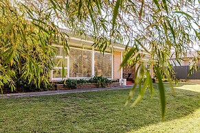Emu Point Beach Cottages