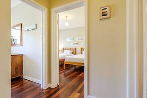 Emu Point Beach Cottages