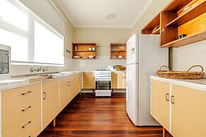 Emu Point Beach Cottages