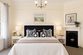 The Paddington White Sanctuary