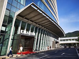 Interact China Fine Condo - Novotown