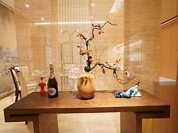 Interact China Fine Condo - Novotown