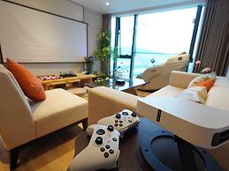 Interact China Fine Condo - Novotown