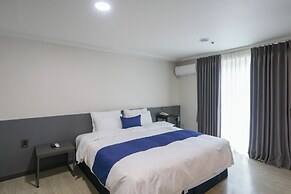Bugok Royal Hotel