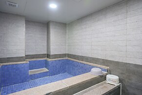 Bugok Royal Hotel