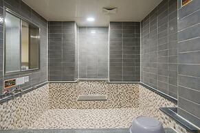 Bugok Royal Hotel