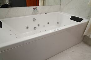 HOTEL BHAGYALAXMI LUXURY INN