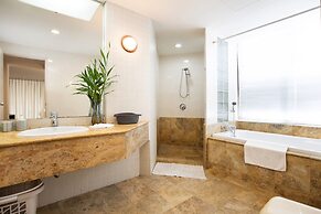 Ocean View 3BR Apartment ANDC 100-2