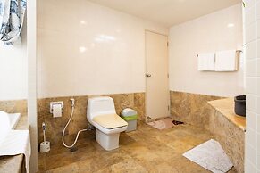 Ocean View 3BR Apartment ANDC 100-2