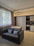 D Townhouse Boutique Suites