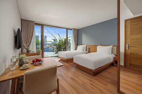 Vernal hotel & Apartment office