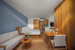 Vernal hotel & Apartment office