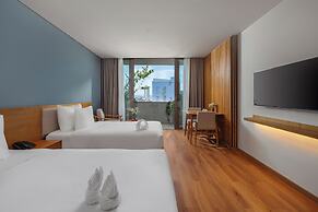 Vernal hotel & Apartment office