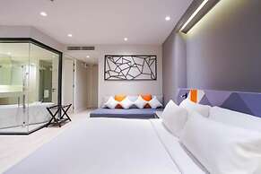 Maybis Hotel