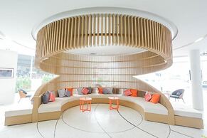 Maybis Hotel